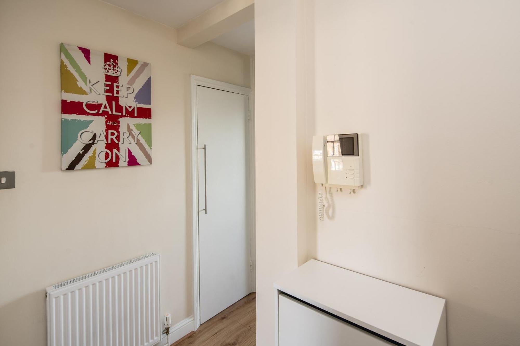 Superb 1Bd Flat In The Heart Of Camden Town Appartement Londen Buitenkant foto